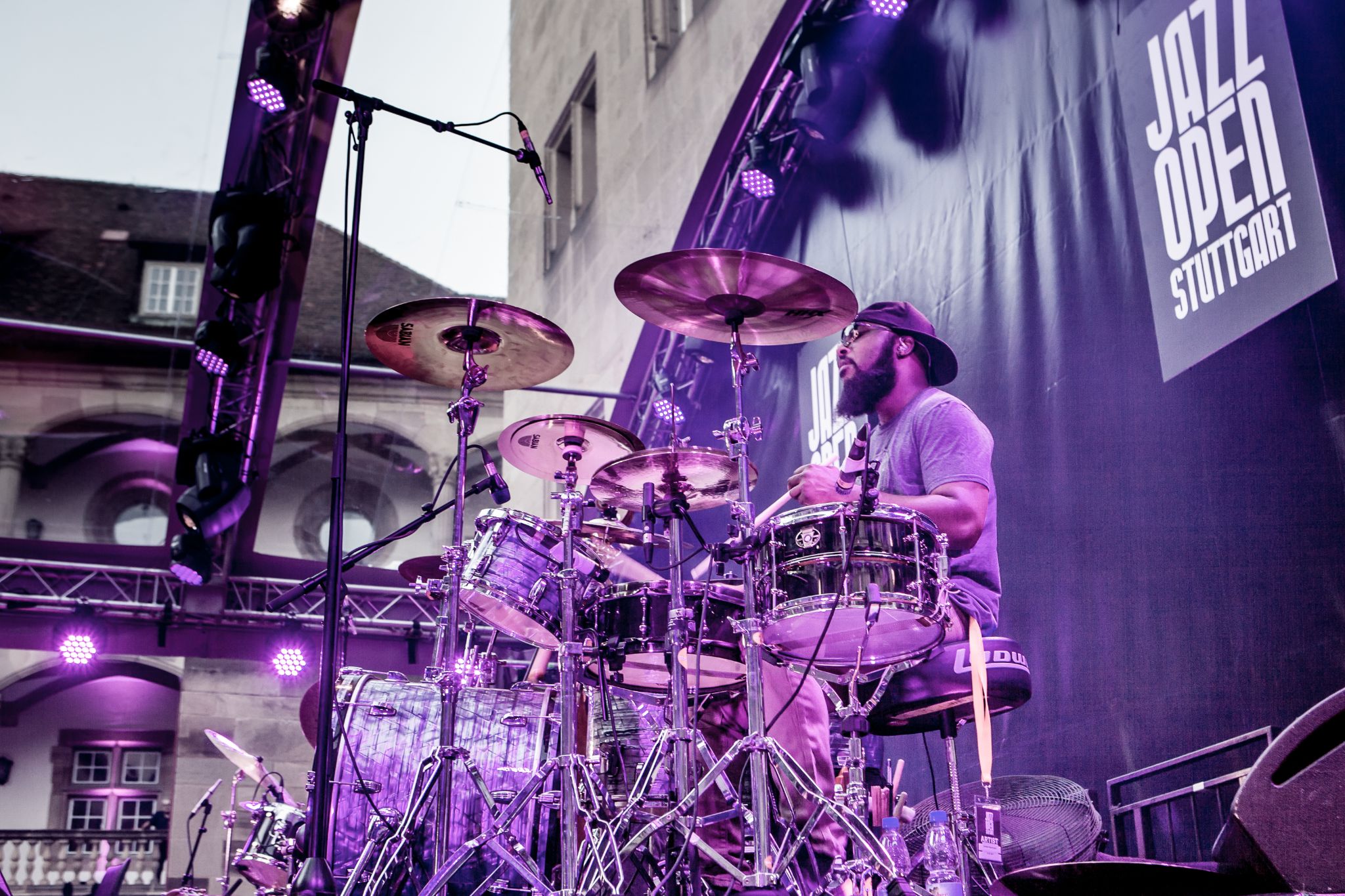 Kamasi Washington performing at the Altes Schloss at the Stuttgart Jazz Open 2017.